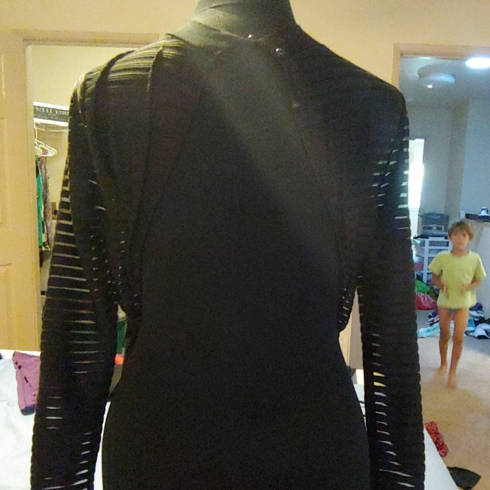 Romper - Picture 2 of 3